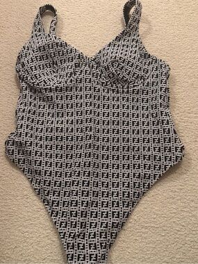 Fendi Black and White Logo-Print Padded and Underwire One-Piece Swimsuit